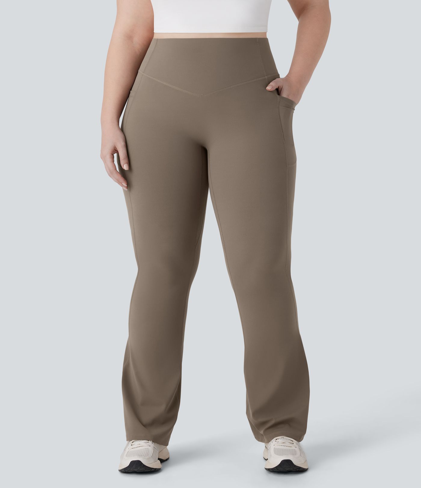 Halara UltraSculpt™ SoCinched augsta vidukļa saspiedošās legingas ar paceltu dibenu, vēdera kontroli, kabatām silueta veidošanai, jogas bootcut legingas lielāka izmēra