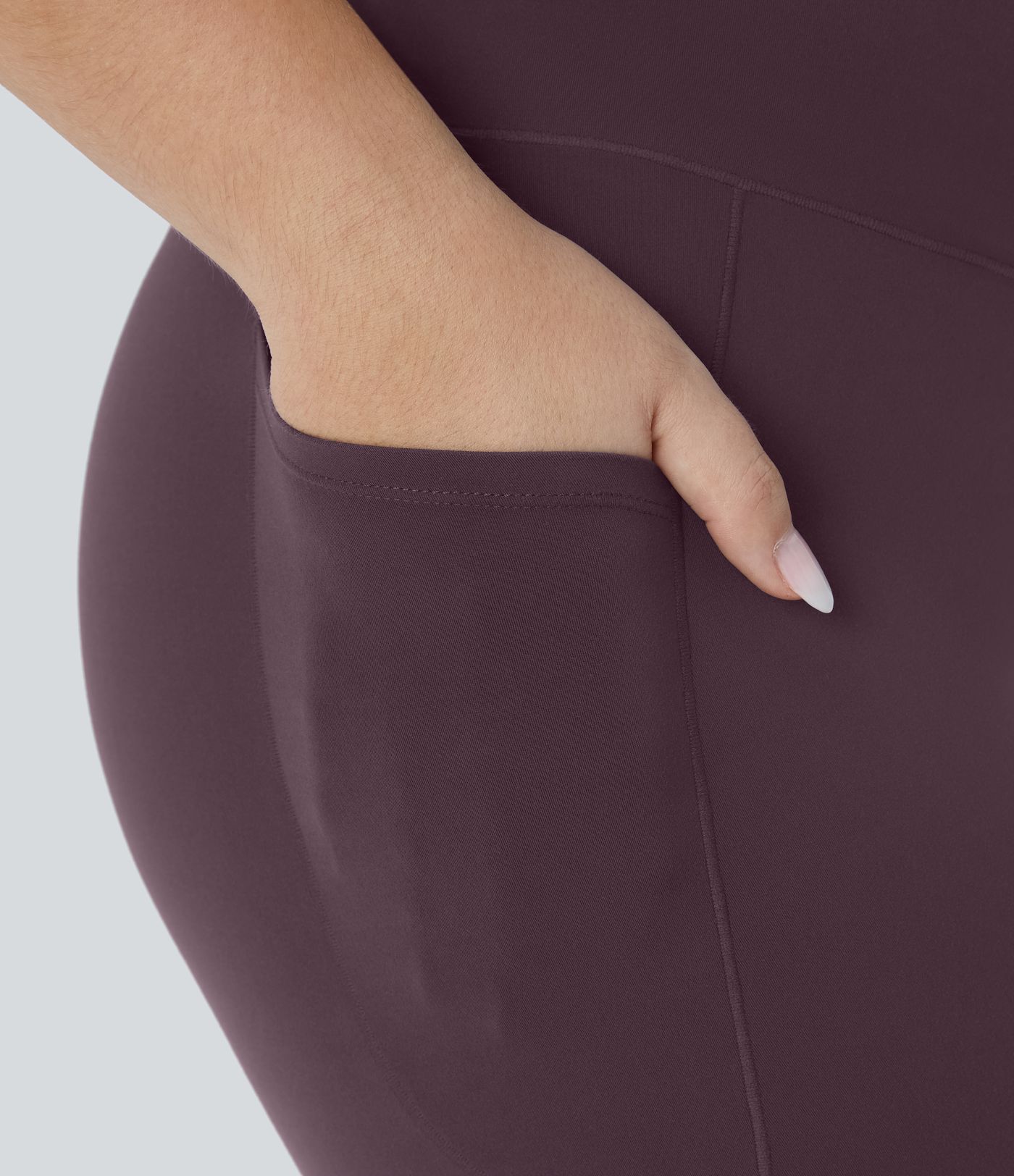 Softlyzero™ Plus-Size Crossover Capri-Yoga-Leggings mit hohem Bund und Seitentaschen