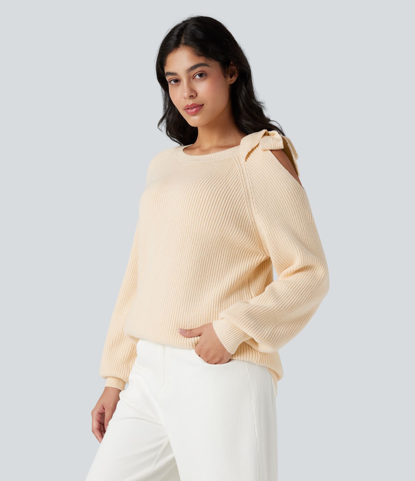 Lässiges Stricktop mit Rundausschnitt, Seitenbindung und langen Ärmeln​