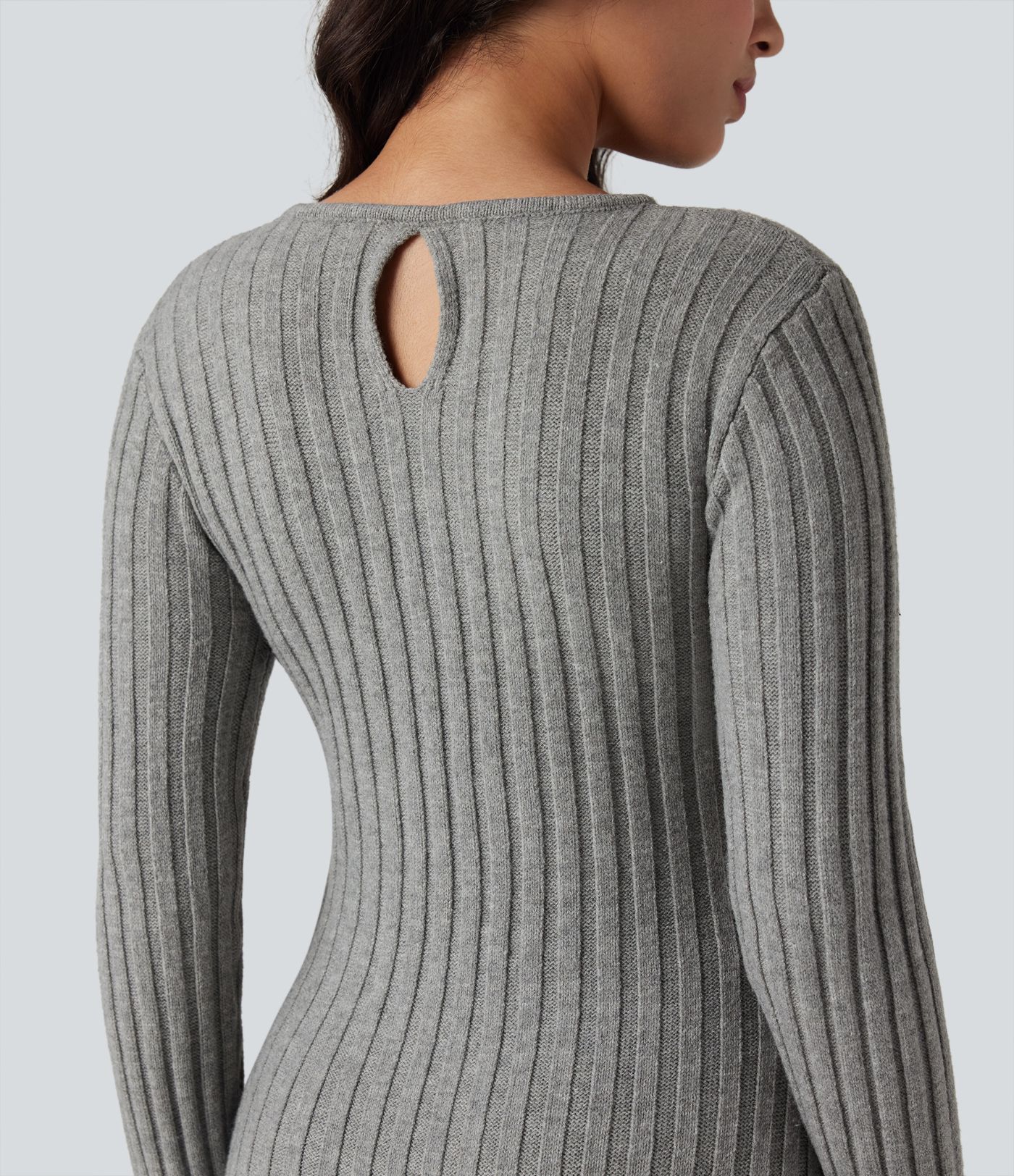 Robe pull mi-longue tailleur col rond manches longues