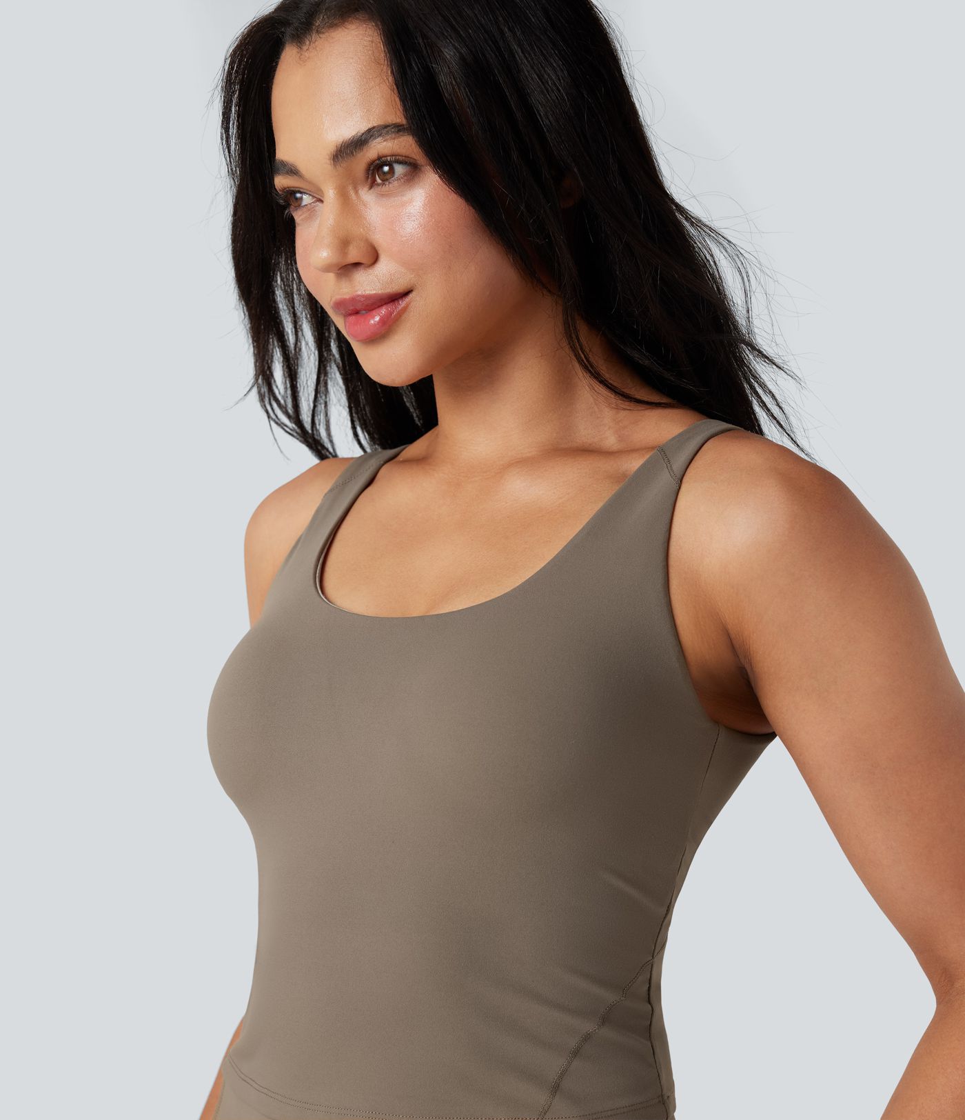 Halara UltraSculpt™ U yaka antrenman atleti