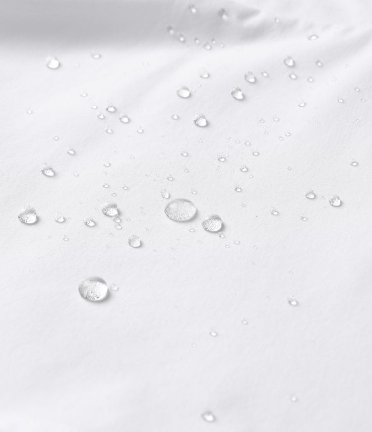 Durable Water Repellent High Neck Long Sleeve Thumb Hole Ruffle Hem Hiking Jacket with Pockets