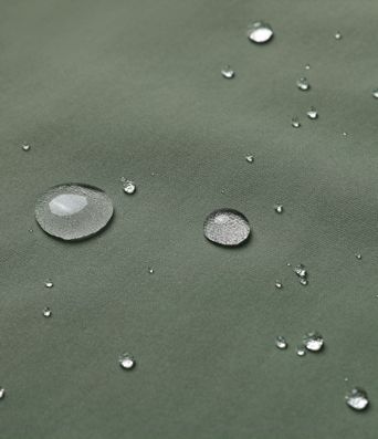 Langlebiger, wasserabweisender Fleece-Jogger mit mittlerer Bundhöhe und Taschen