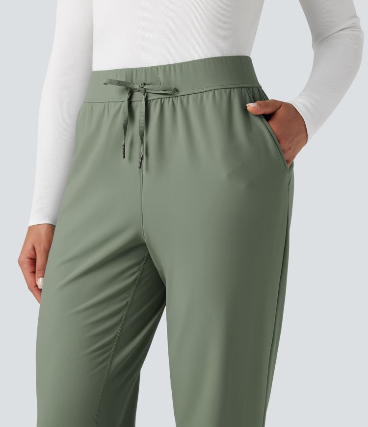 Langlebiger, wasserabweisender Fleece-Jogger mit mittlerer Bundhöhe und Taschen