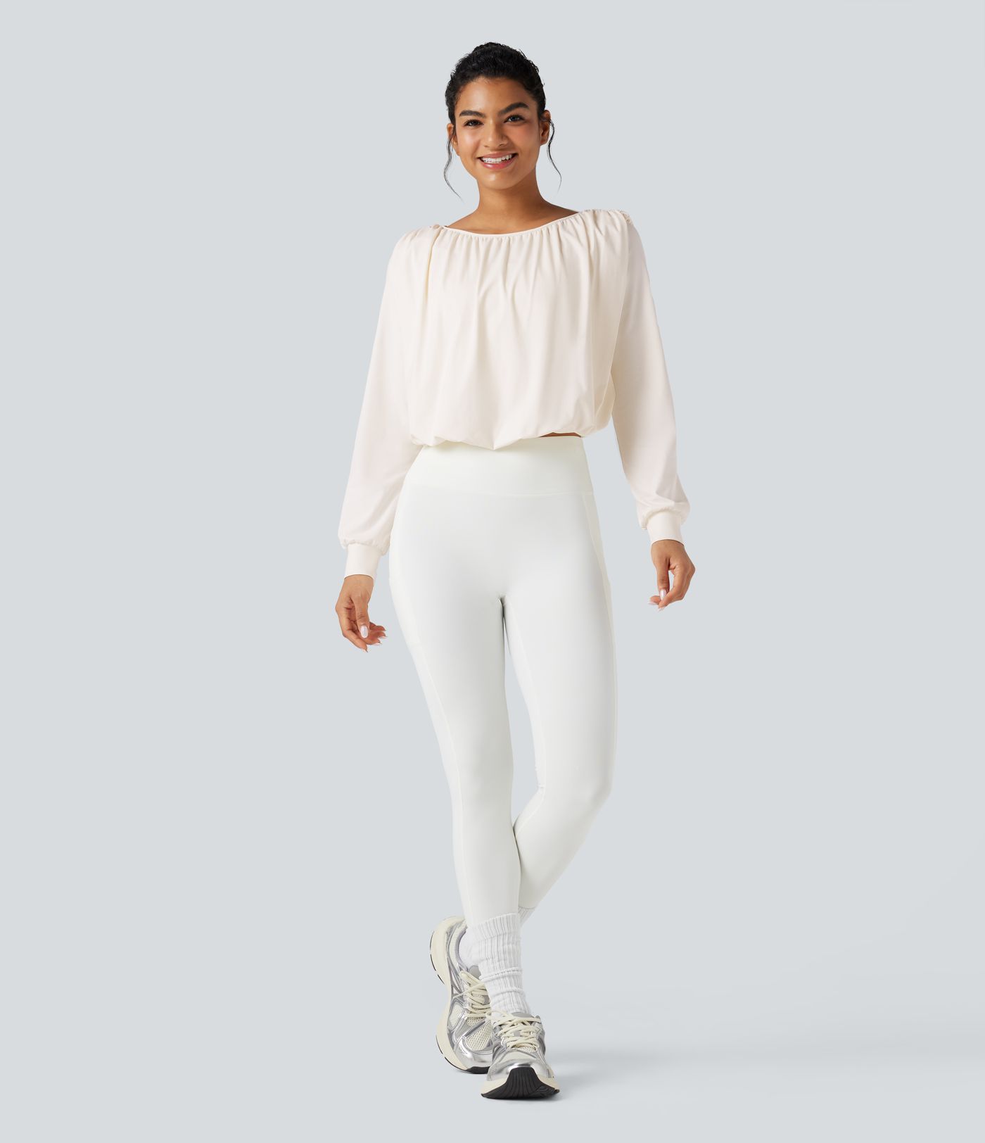 Top de sport yoga SoftlyZero™ Airy col rond dos nu manches longues