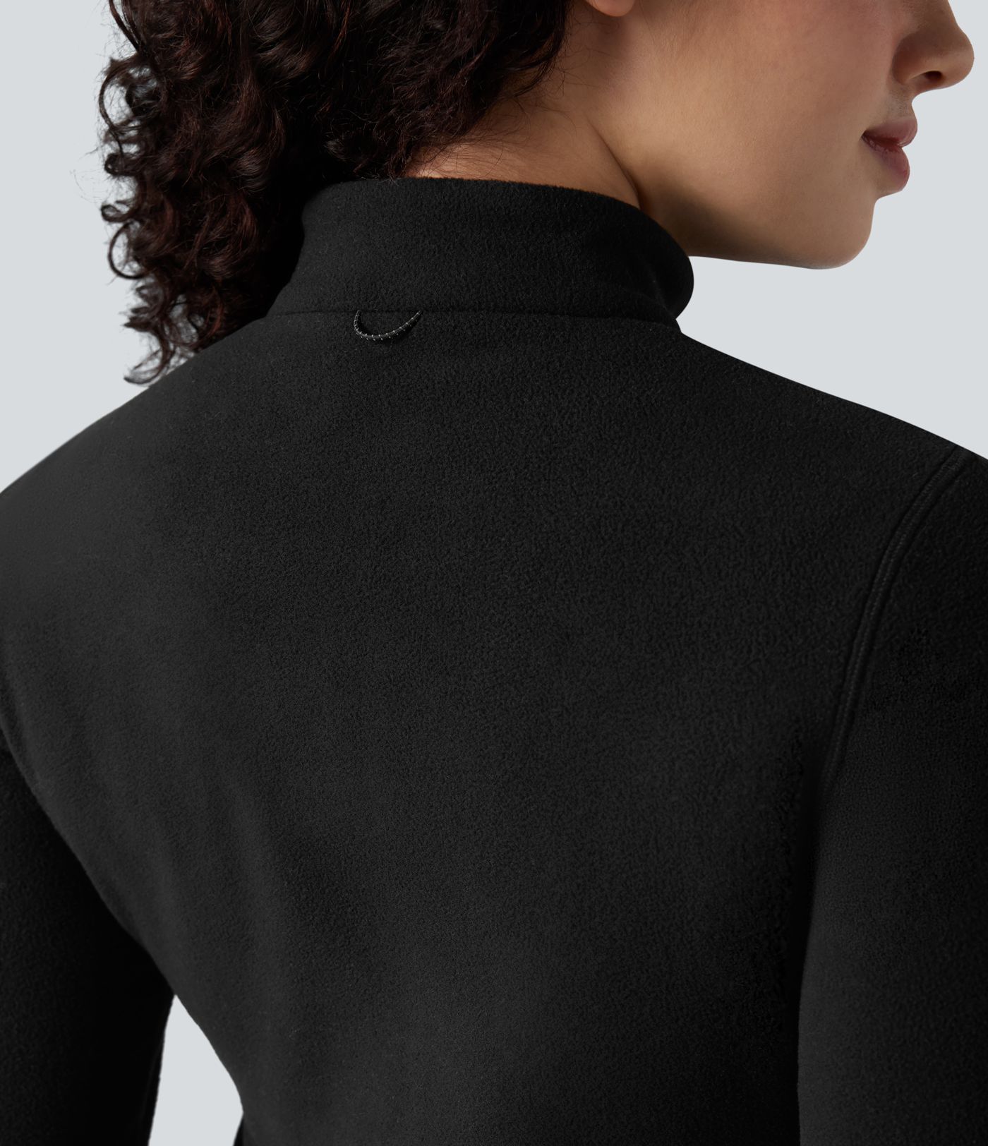 Stand Collar Long Sleeve Thumb Hole Hiking Jacket with Pockets