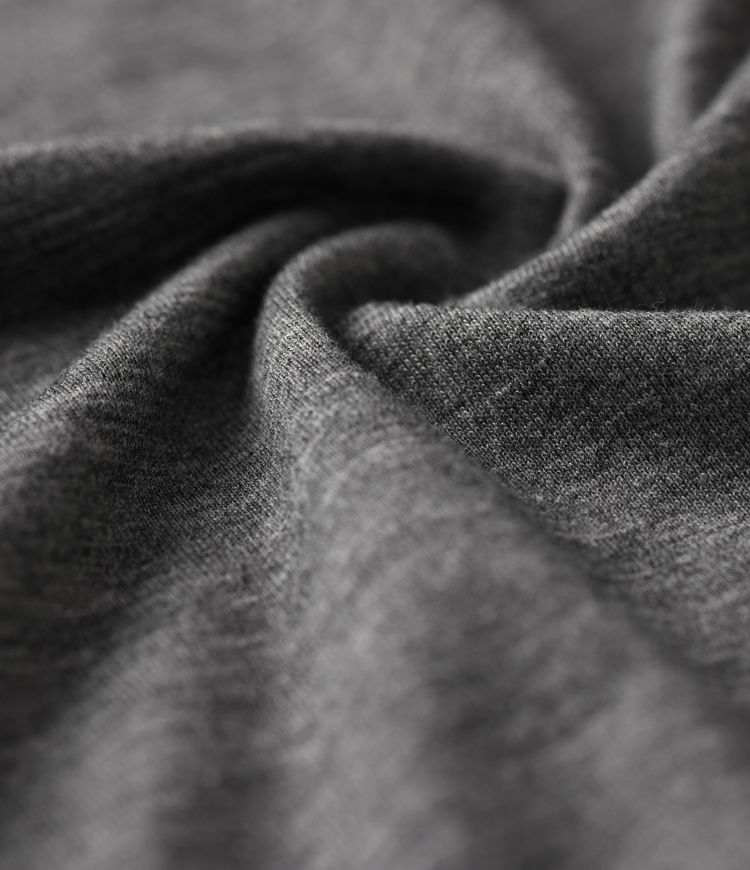 Vestido midi casual de manga larga con cuello alto