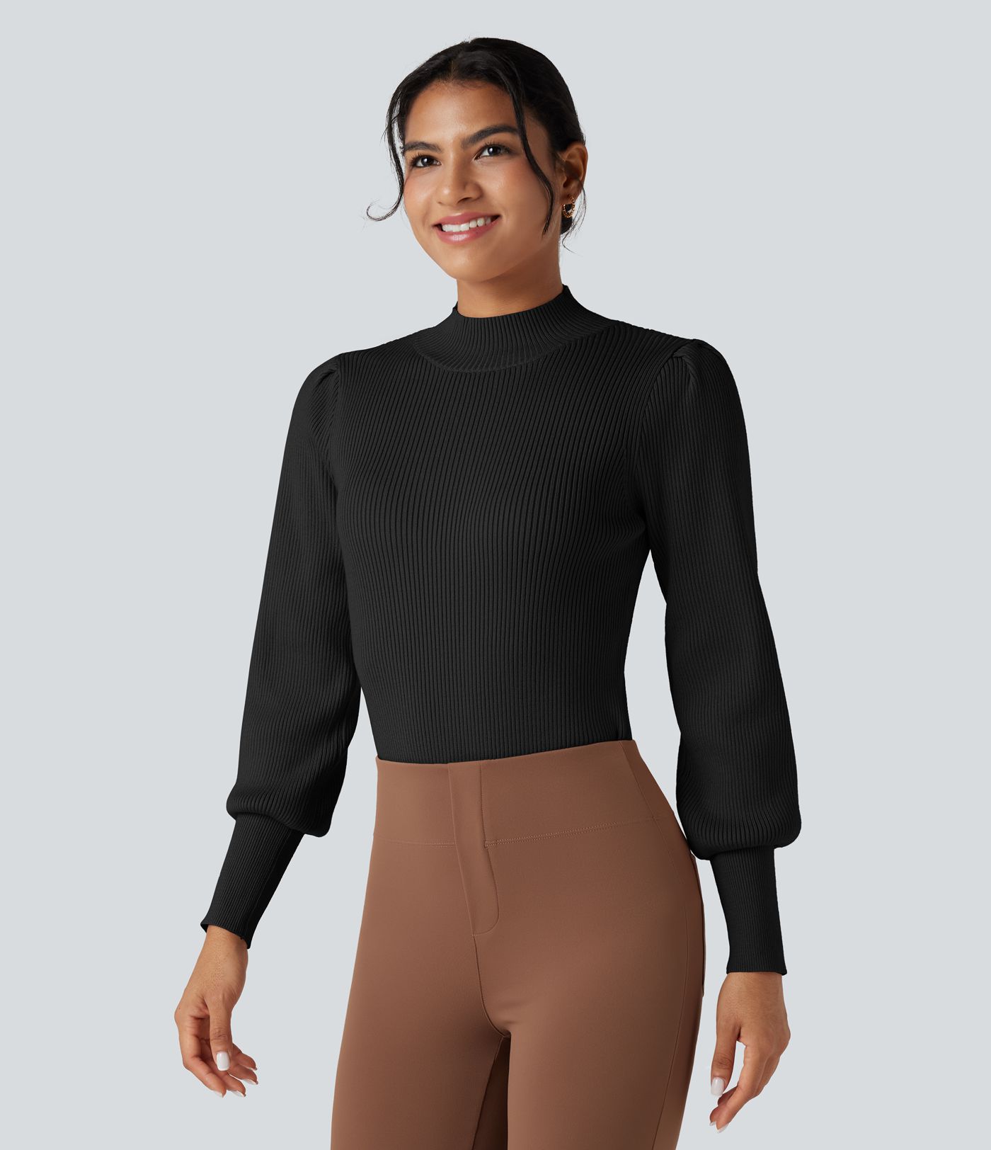 Pull col montant manches bouffantes longues