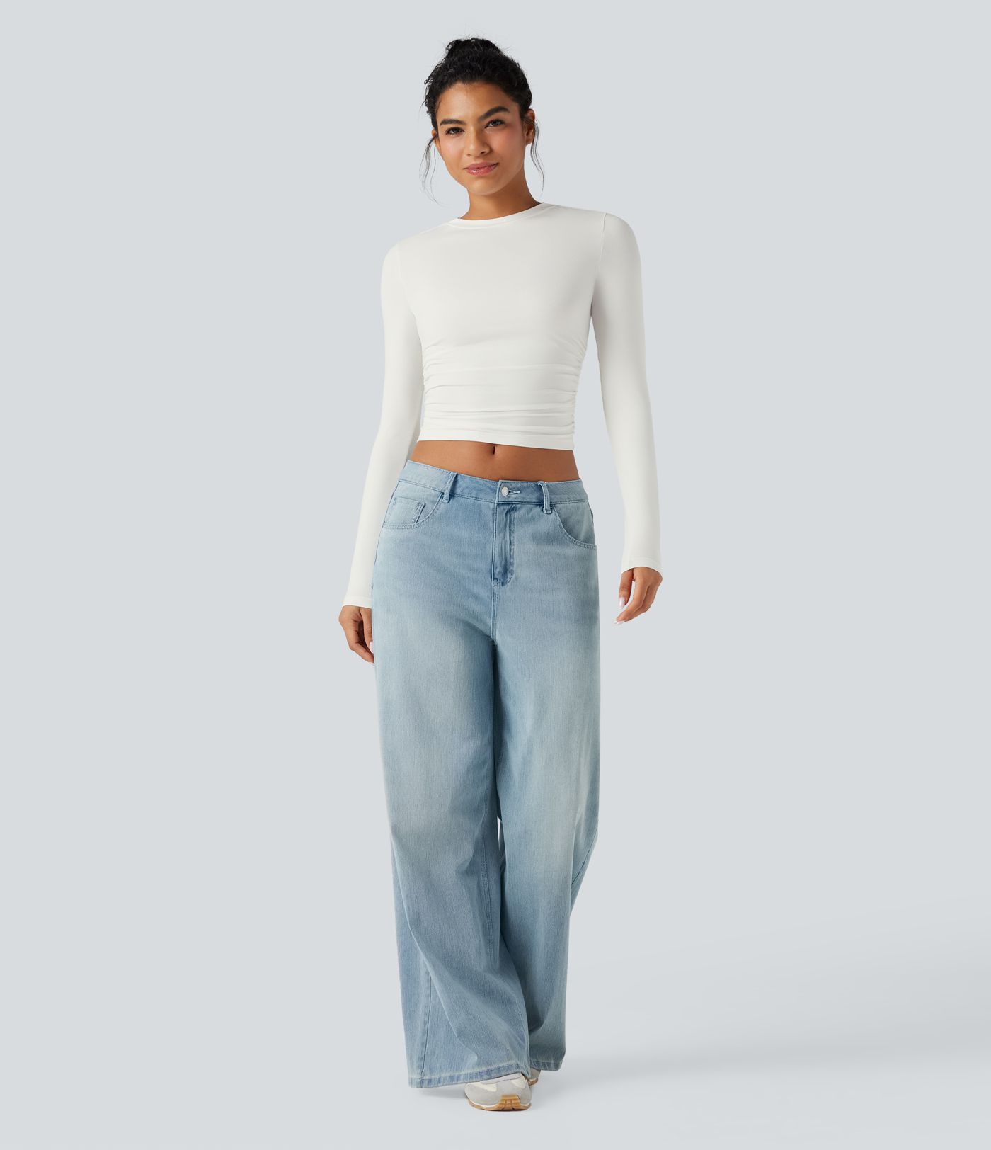 Casual-Top mit Rundhalsausschnitt, langen Ärmeln und Raffung