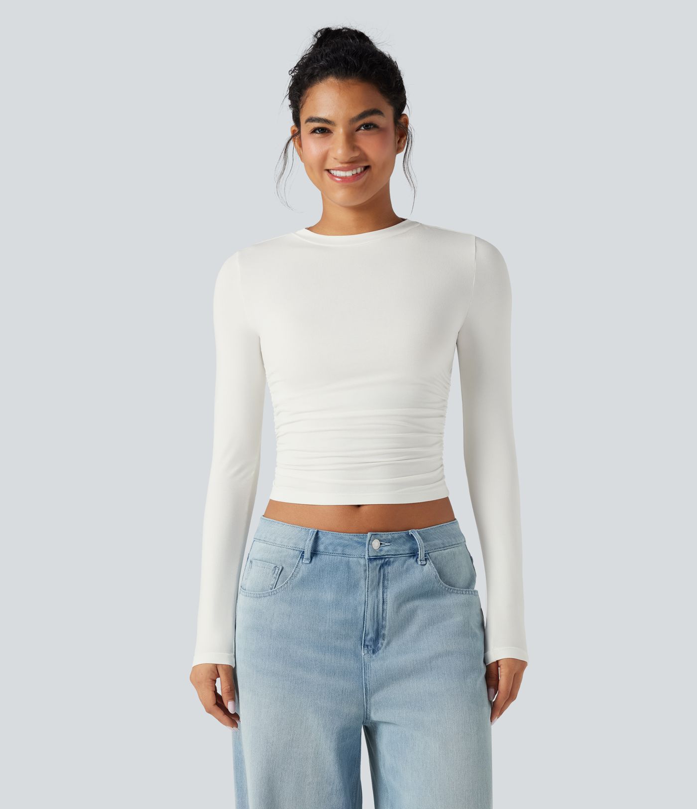 Casual-Top mit Rundhalsausschnitt, langen Ärmeln und Raffung