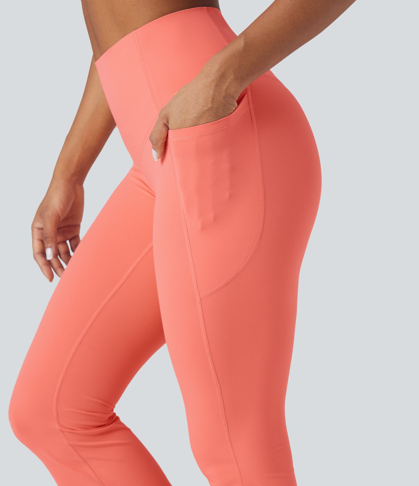 Halara UltraSculpt™ High Waisted Tummy Control Pocket Shaping Yoga Bootcut Leggings