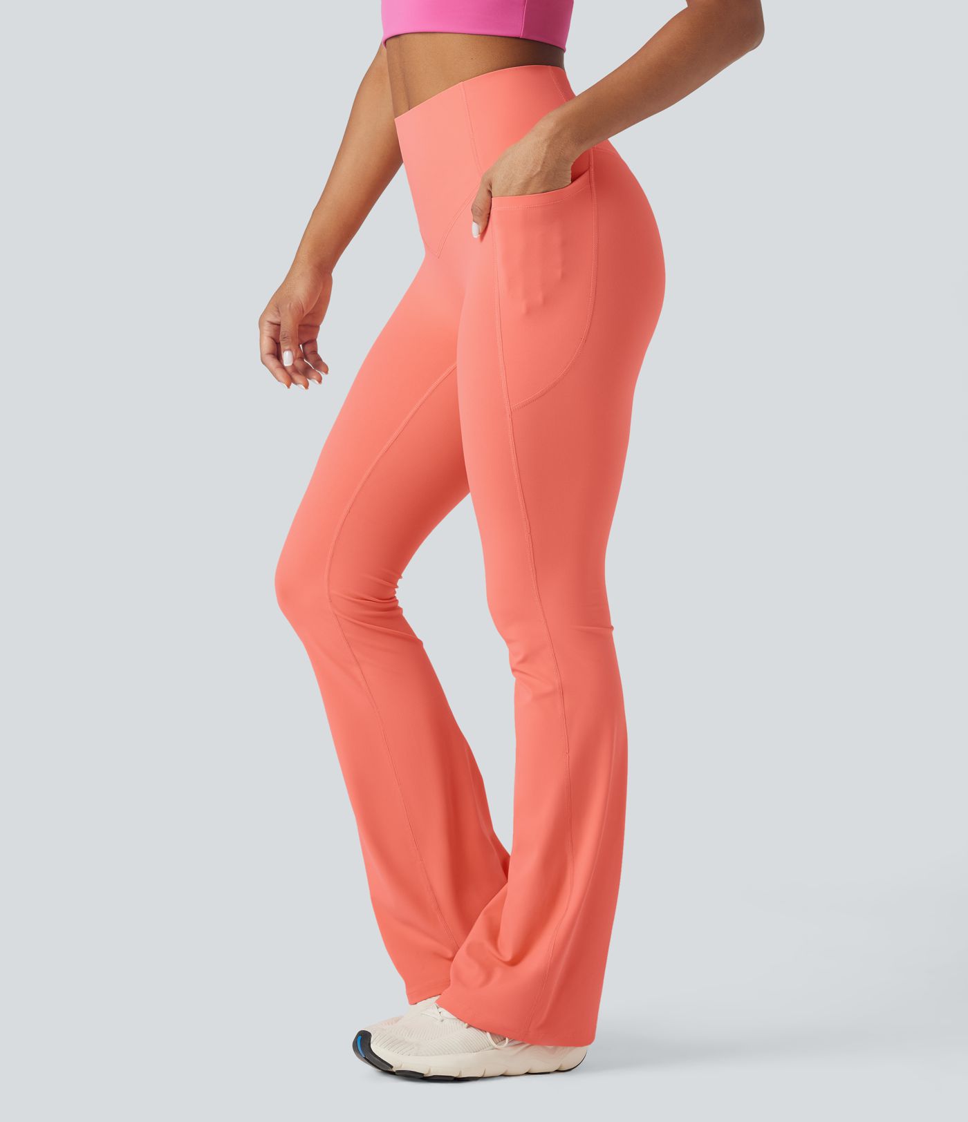 Halara UltraSculpt™ High Waisted Tummy Control Pocket Shaping Yoga Bootcut Leggings