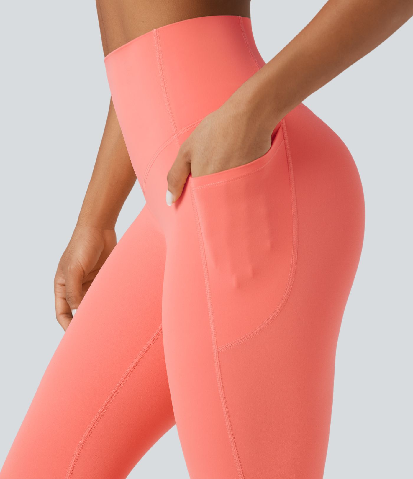 Legging d'entraînement gainant taille haute avec poches Halara UltraSculpt™