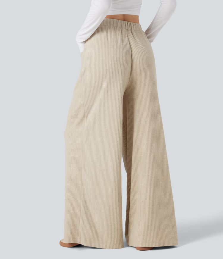 Lässige Baggy-Hose aus Rippstrick mit Seitentaschen und Kordelzug