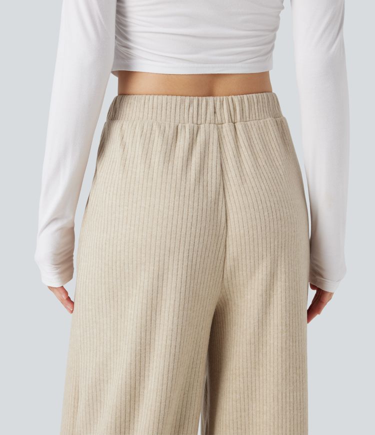 Lässige Baggy-Hose aus Rippstrick mit Seitentaschen und Kordelzug