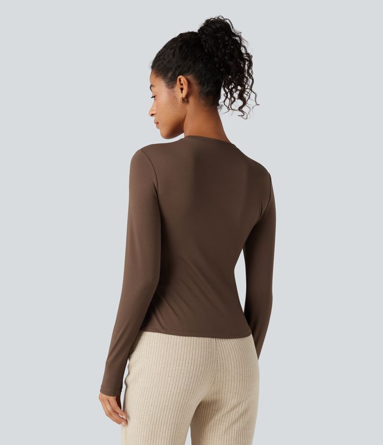 T-shirt froncé ourlet fendu manches longues