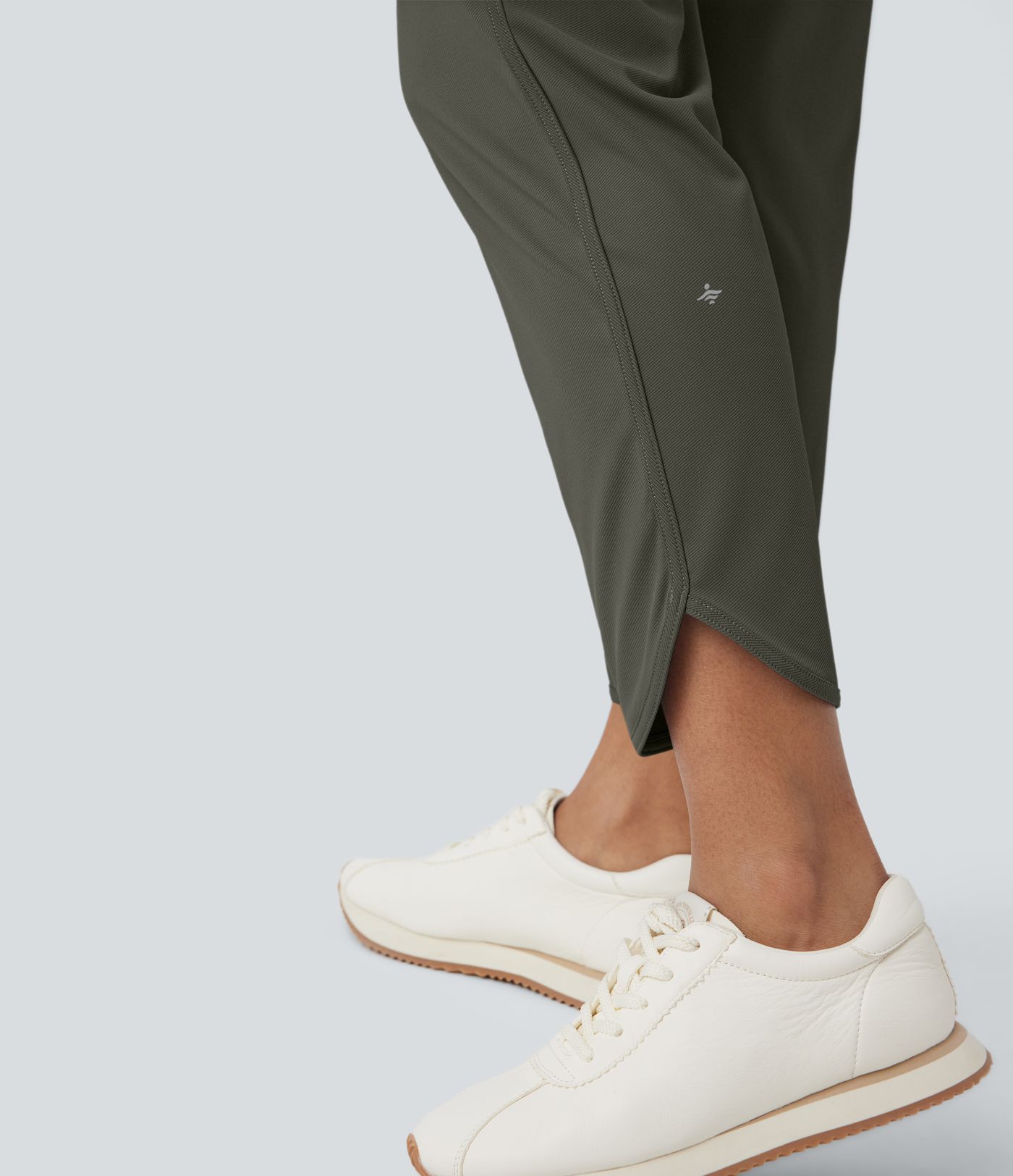 Mid Rise Drawstring Curved Hem Quick Dry Golf Tapered Trousers with Pockets-UPF40+