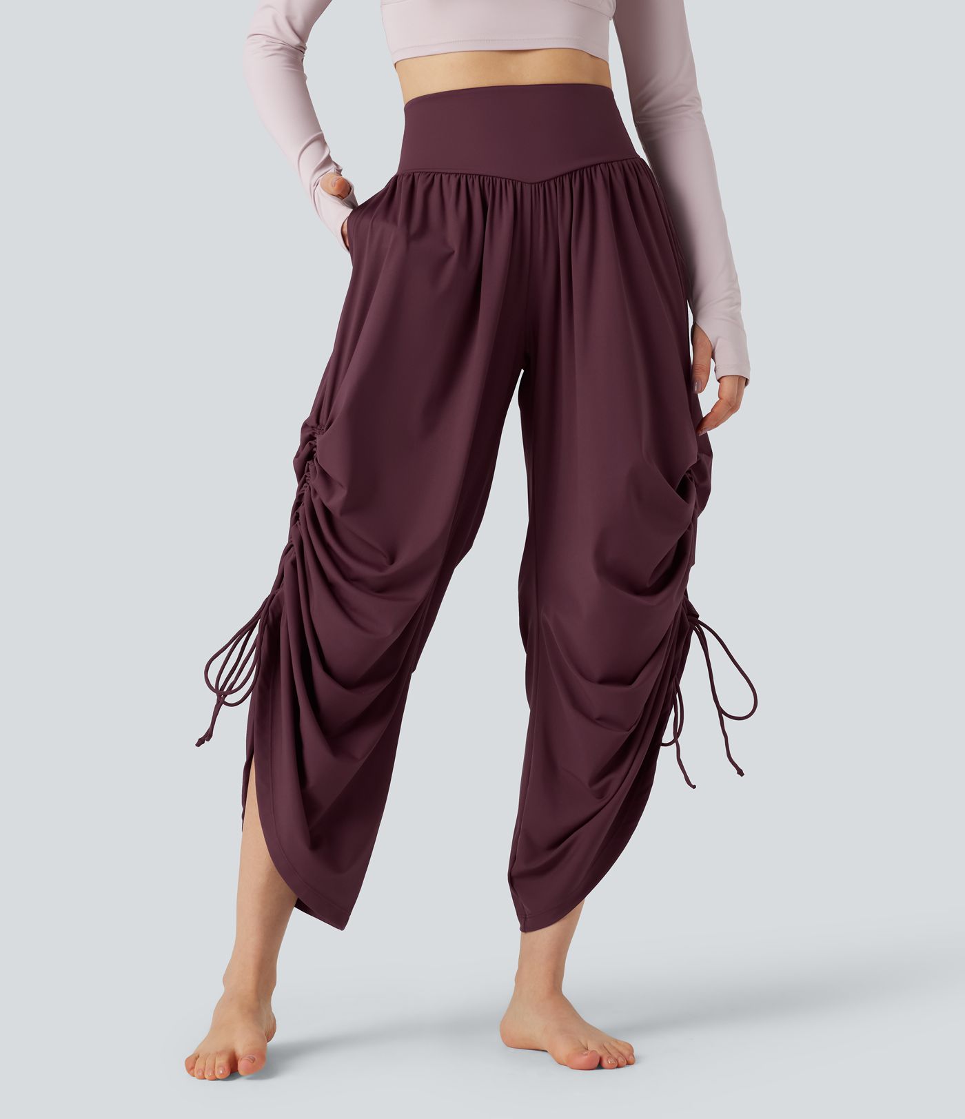 SoftlyZero™ Luftige, hoch taillierte Baggy-Yoga-Hose mit Kordelzug, Raffung und Taschen SoftlyZero™ Luftige, hoch taillierte Baggy-Yoga-Hose mit Kordelzug, Raffung und Taschen