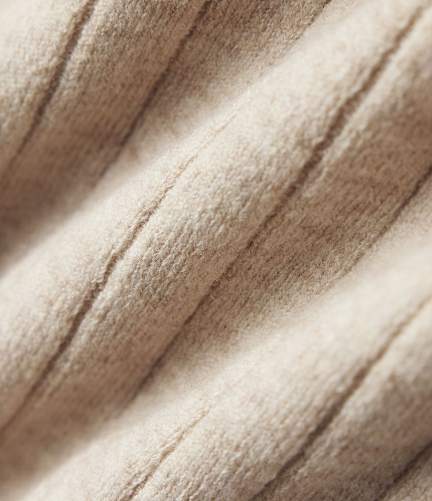 Pull court décontracté à col montant et manches longues