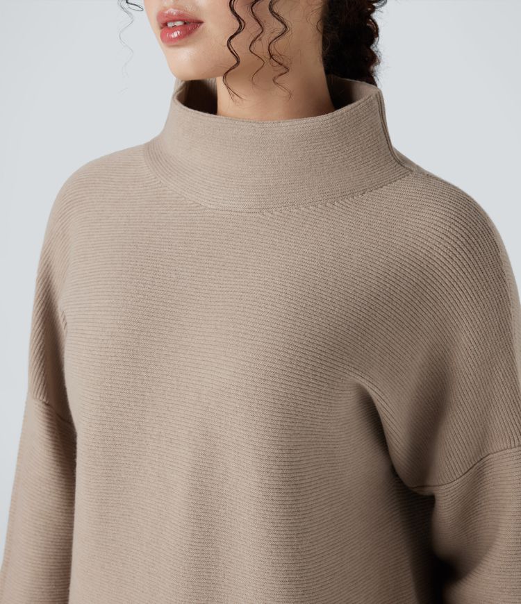 Lässiger Langarmpullover mit Stehkragen