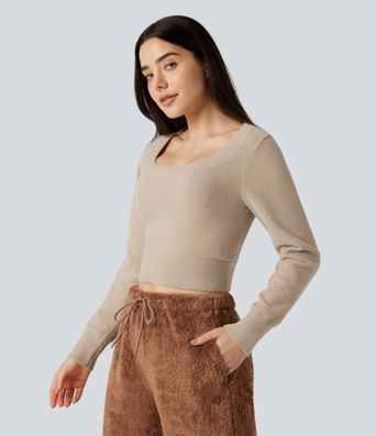 Kurz geschnittener Freizeitpullover mit U-Ausschnitt und langen Ärmeln