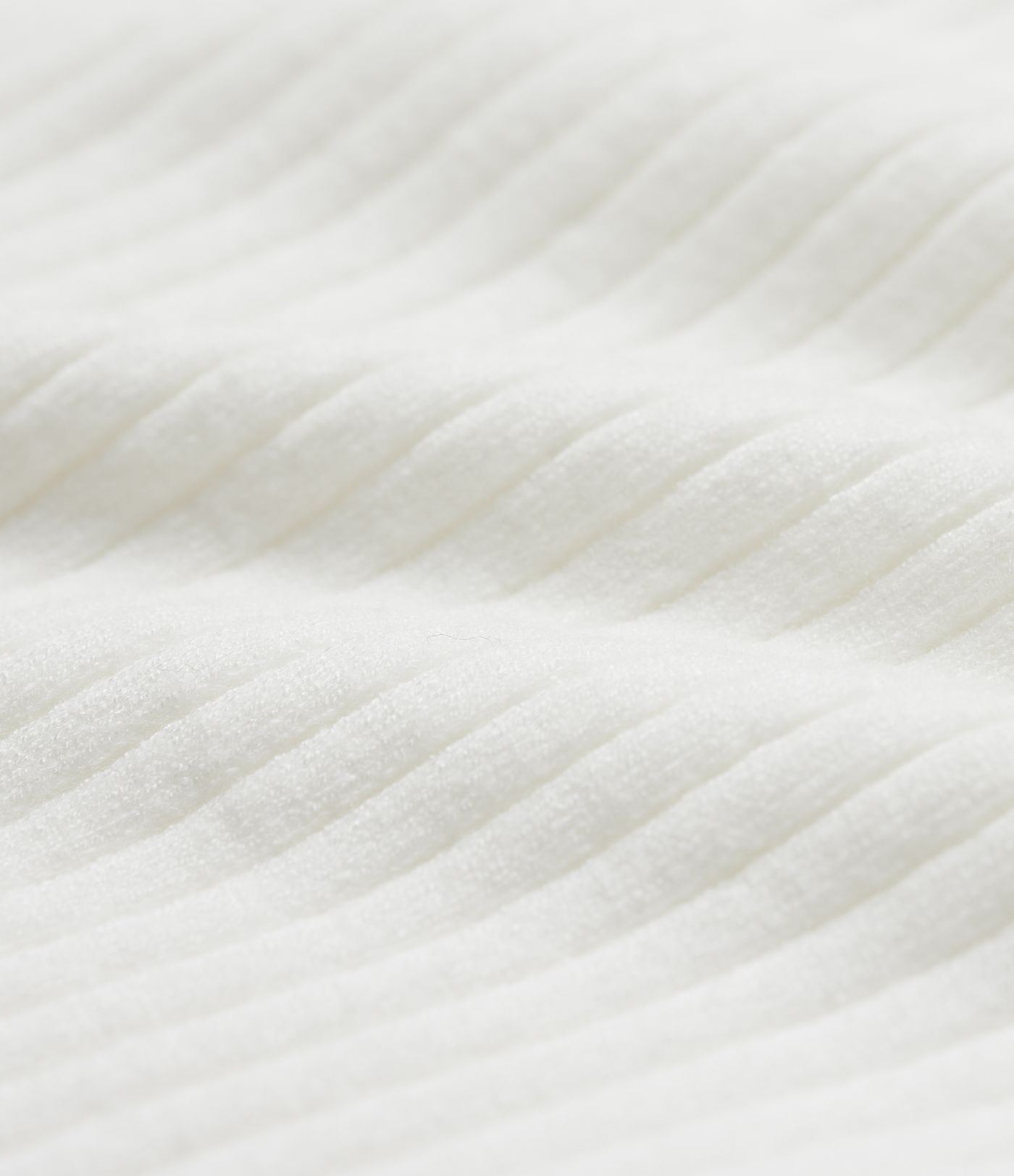 Pull tailleur col montant manches longues