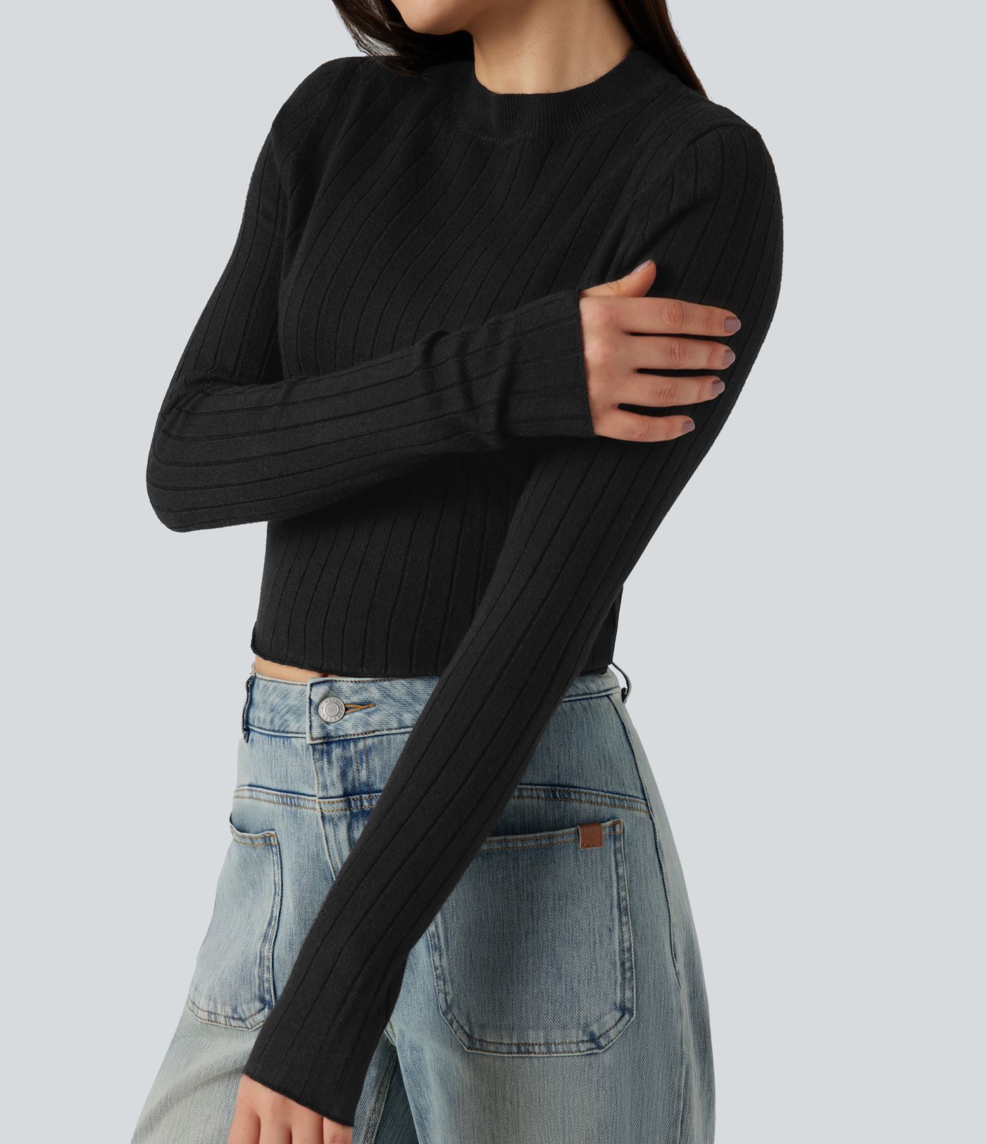 Jersey corto informal con cuello alto tipo mock-neck y mangas largas