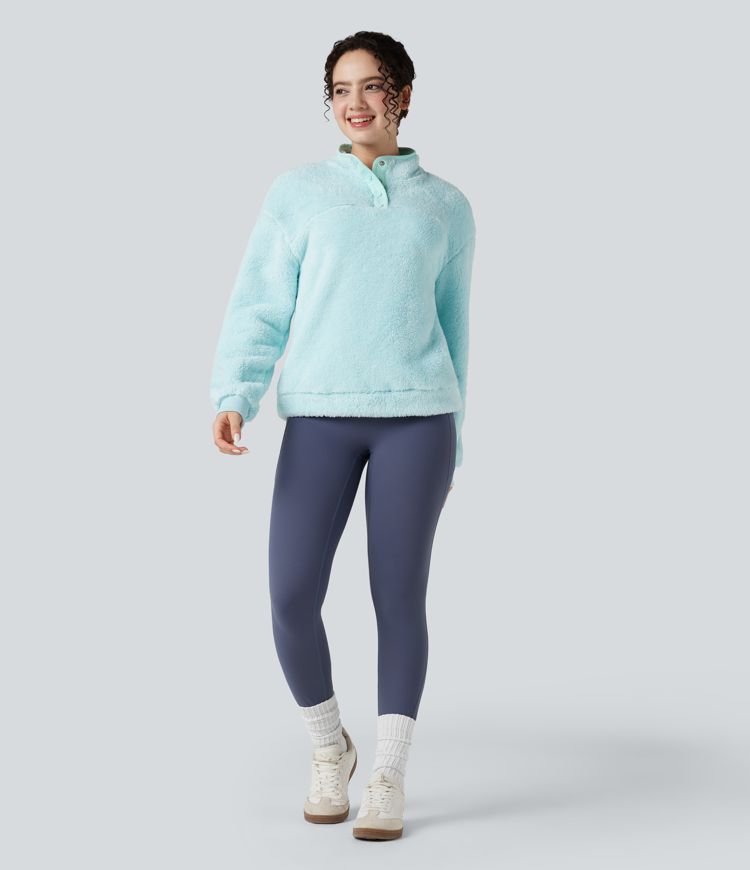 Lässiges Fleece-Sweatshirt mit Stehkragen und Knöpfen