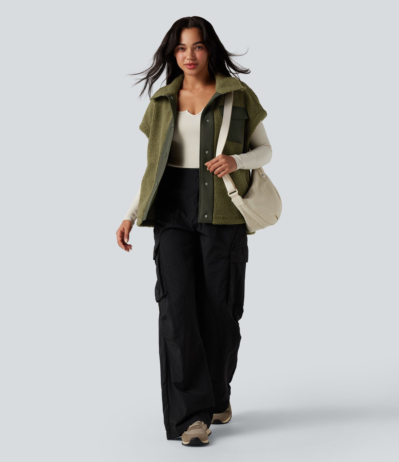 Gilet sherpa randonnée color block col montant manches courtes avec poches