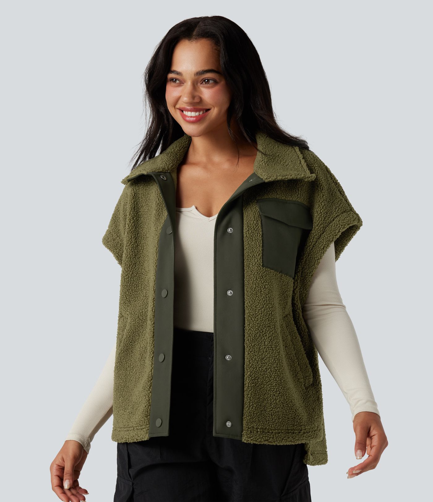 Gilet sherpa randonnée color block col montant manches courtes avec poches