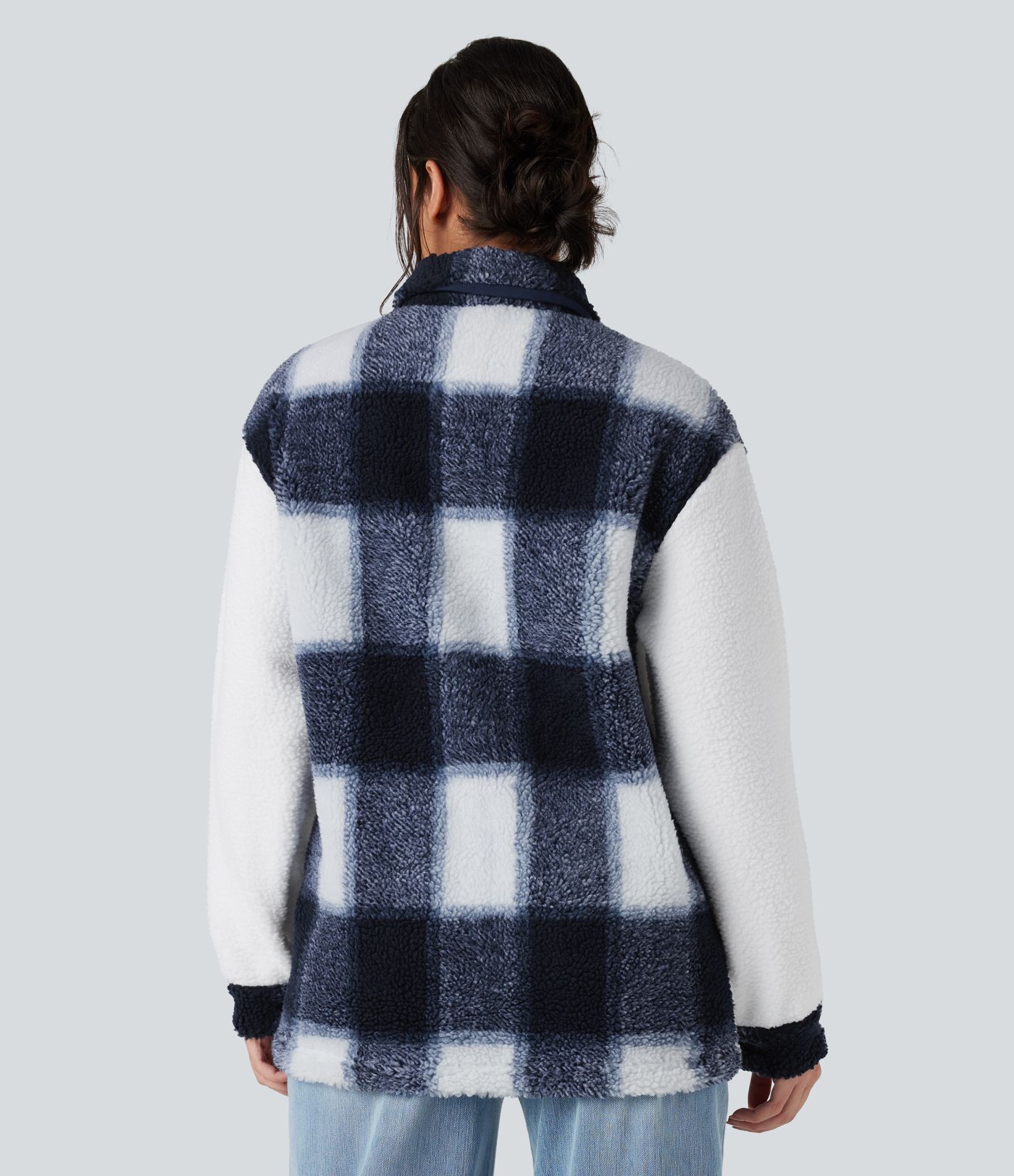 Lässige Sherpa-Jacke mit Brusttaschen, langen Ärmeln, Karomuster und Farbblock