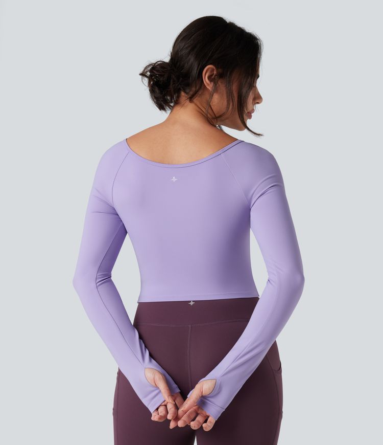 SoftlyZero™ flauelsmjúkur jóga- og íþróttatoppur með hringhálsi, löngum ermum, þumalopum og krossuðum kanti