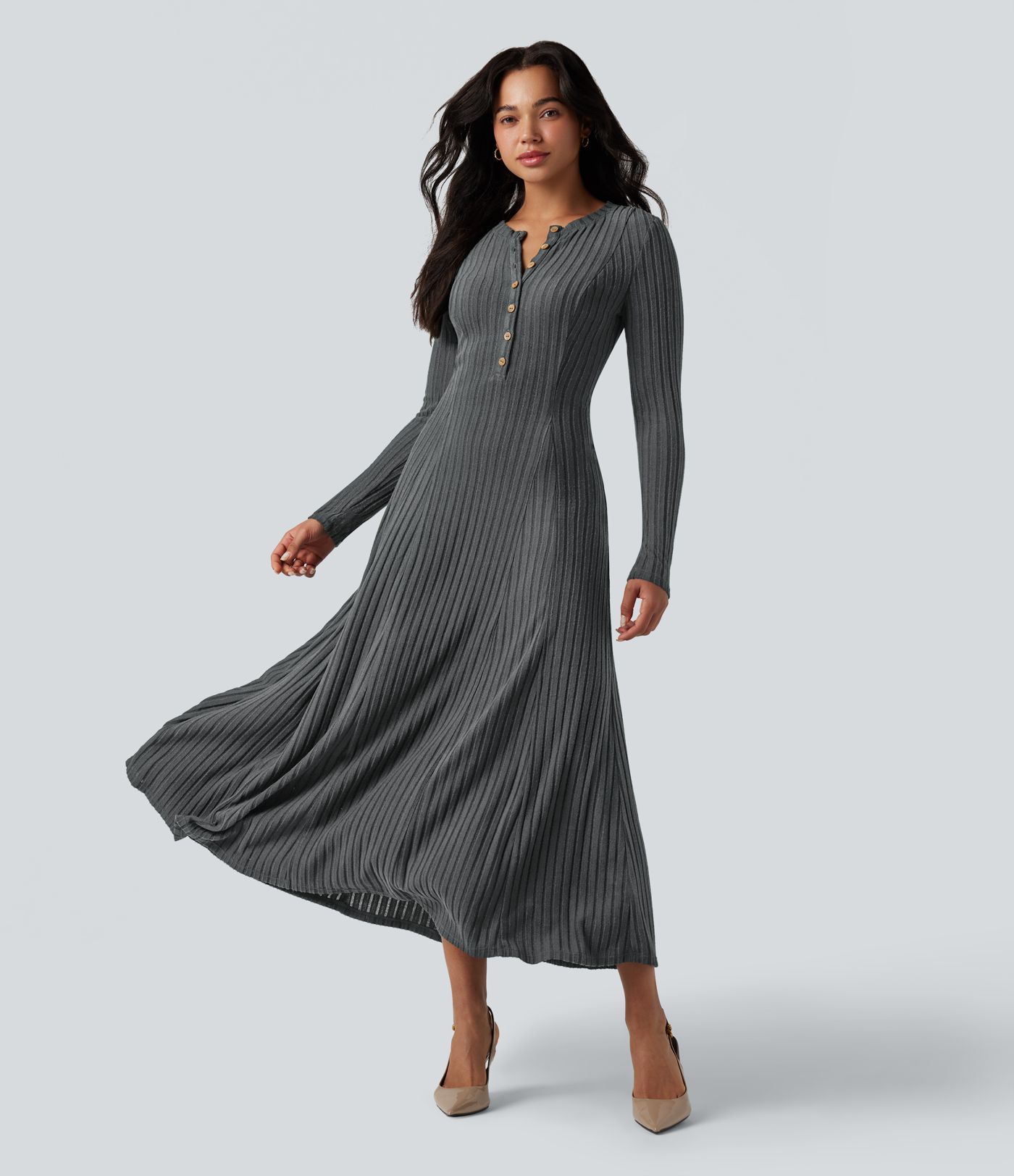Robe maxi décontractée et fluide en maille imprimée, à col Henley et manches longues