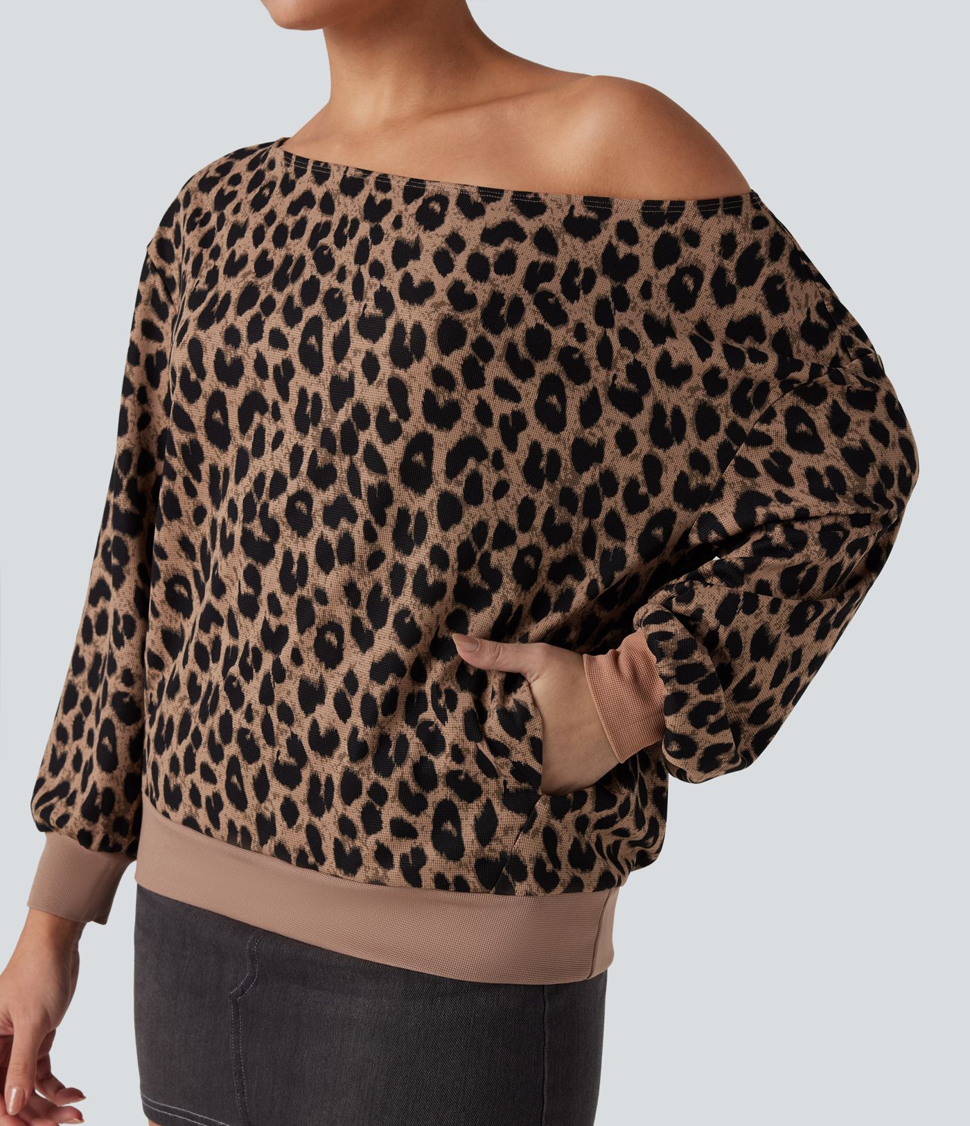 One-shoulder Long Sleeve Waffle Leopard Casual Sweatshirt with Pockets