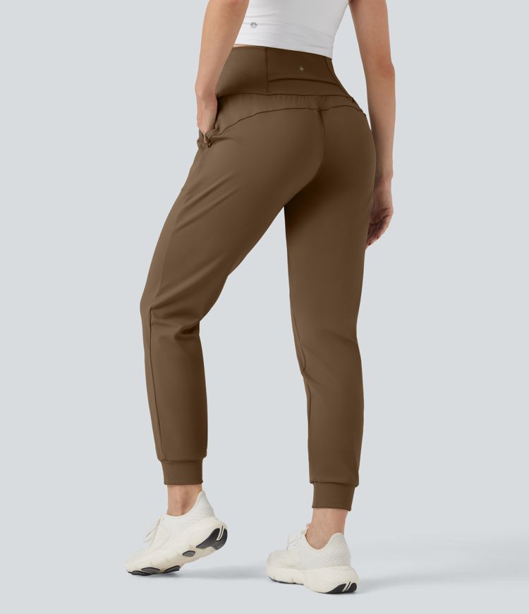 DayStretch Mid Rise Tummy Control Running Joggers with Pockets