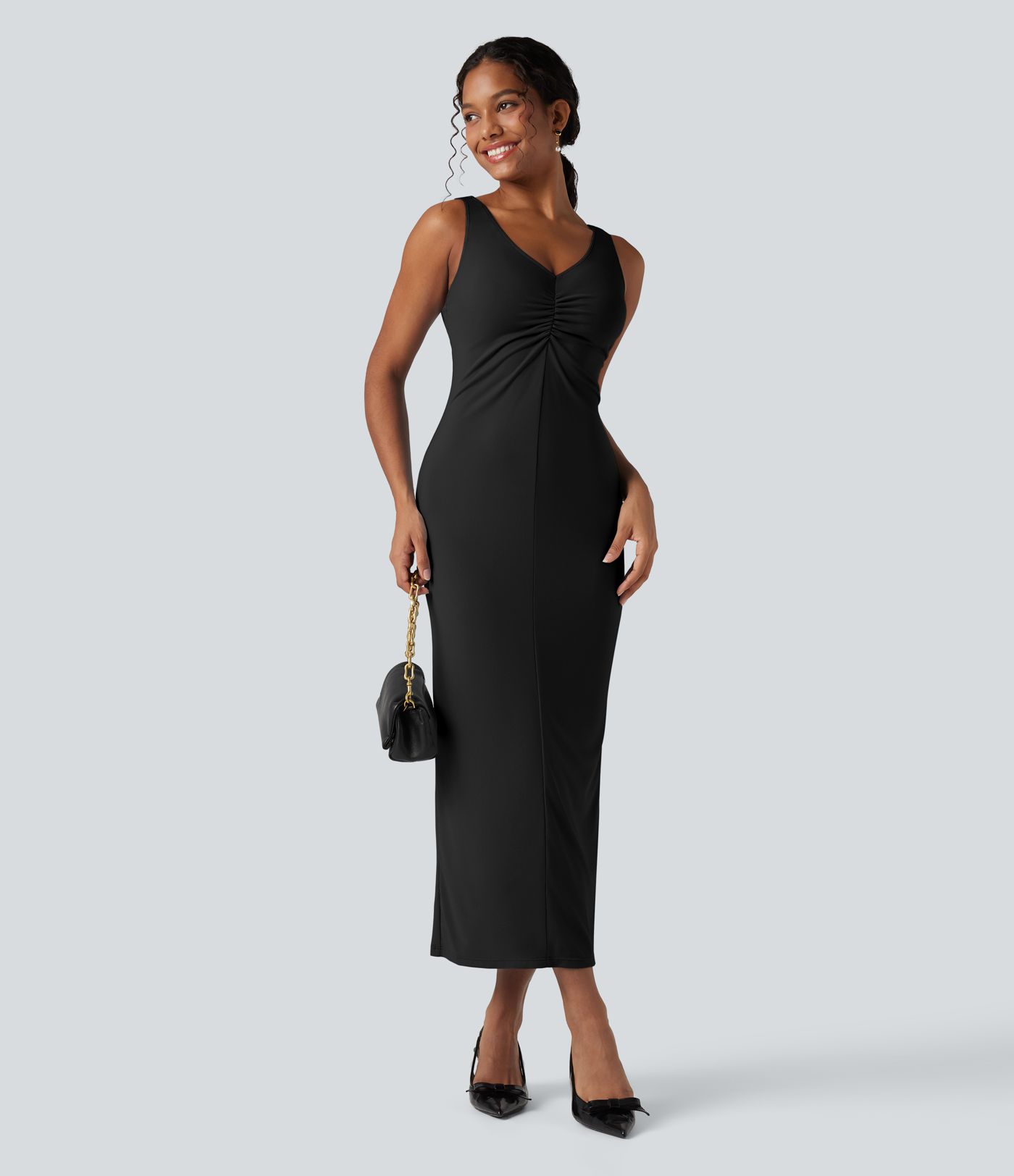 Robe mi-longue froncée col V dos nu