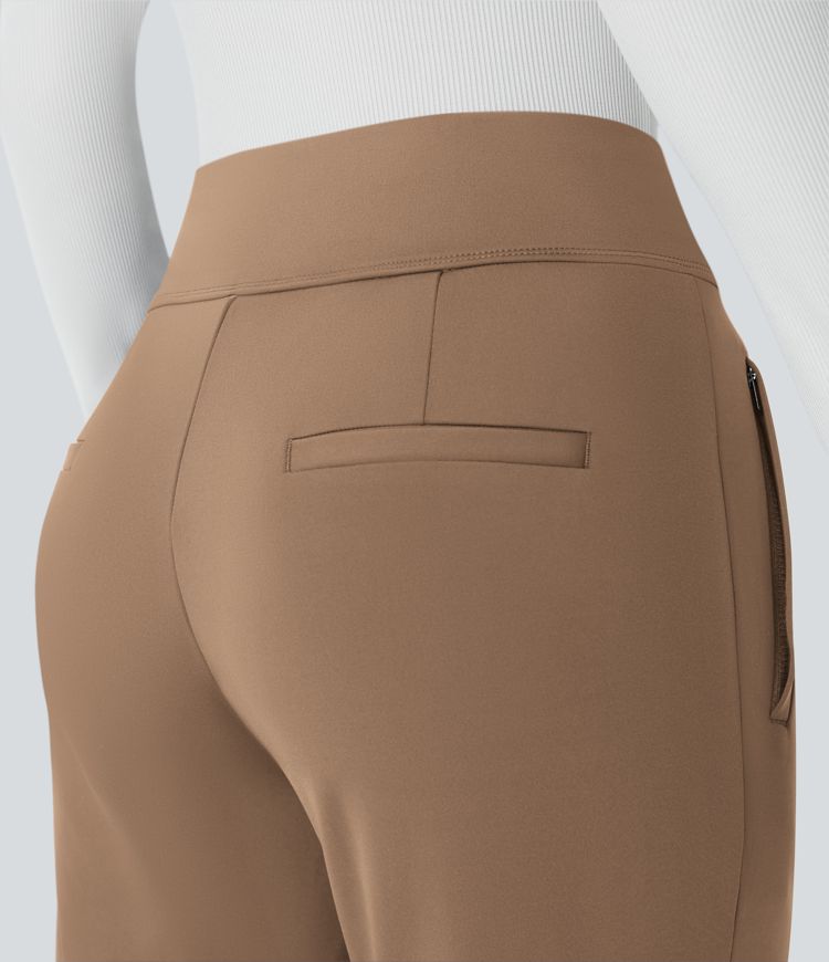 Schlaghose mit mittlerem Bund und seitlichen Reißverschlusstaschen