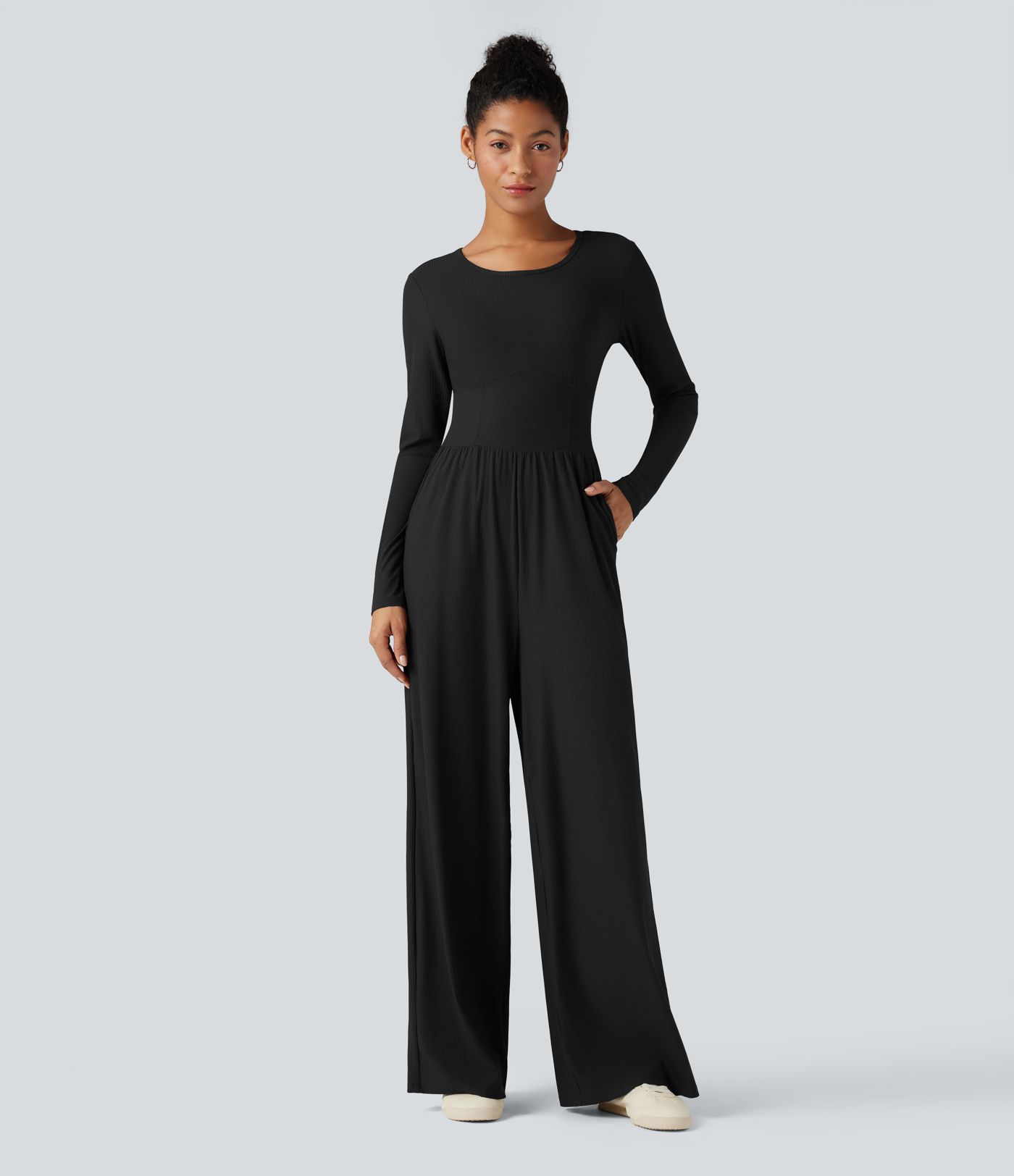 Fitilli, yuvarlak yakalı, uzun kollu, korseli, cepli günlük tulum — Easy Peezy edisyonu