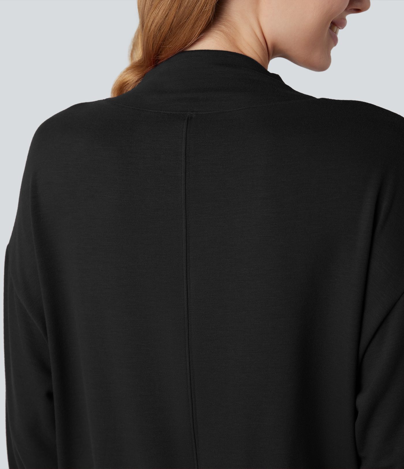 Halara HeatCore - Yoga-Sport-Top mir hohem Kragen, Taschen und langen Ärmeln - wärmend