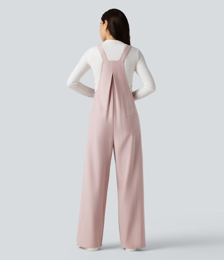 Latzhose mit mehreren Taschen, verstellbaren Trägern, Streifen und weitem Bein