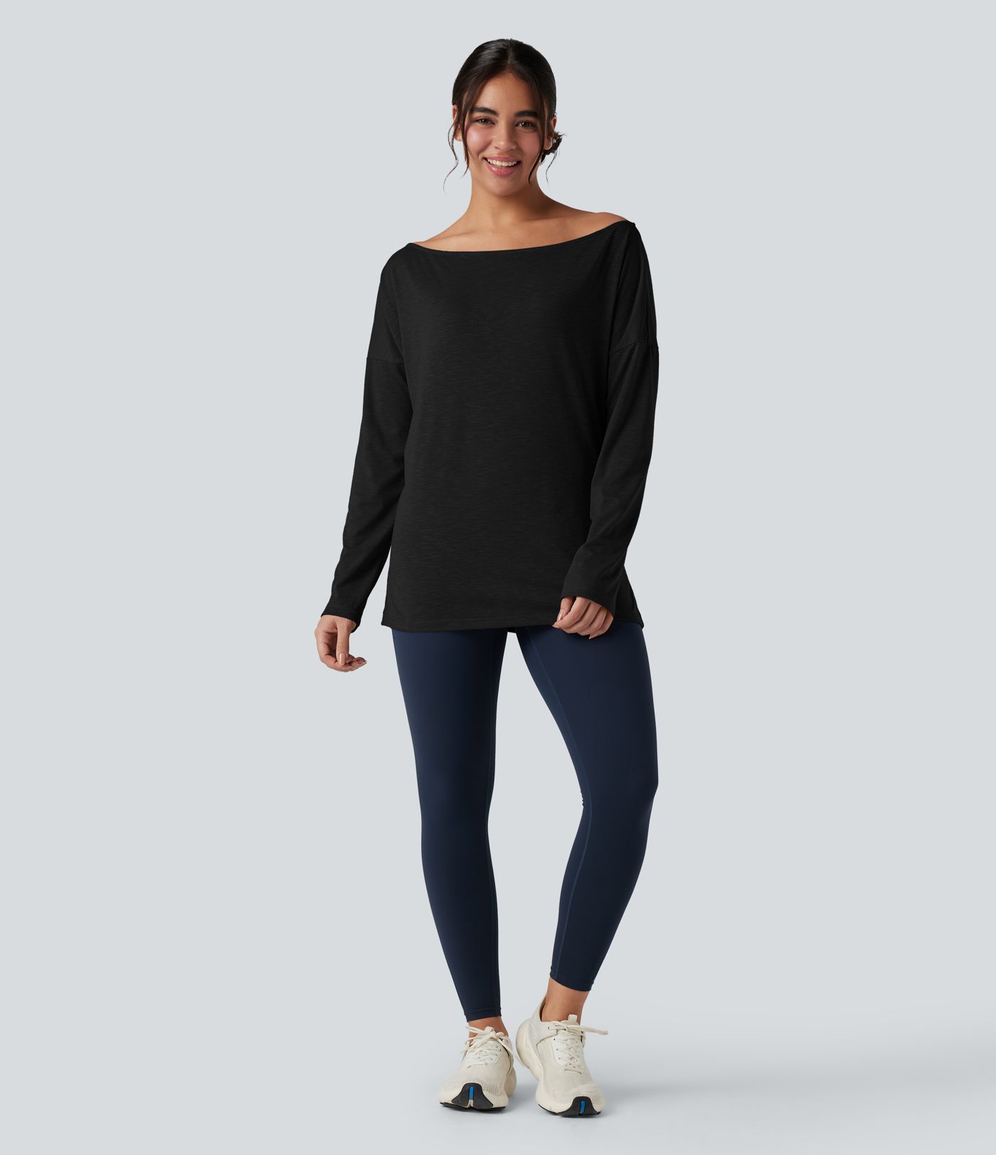 Top de sport col échancré manches longues