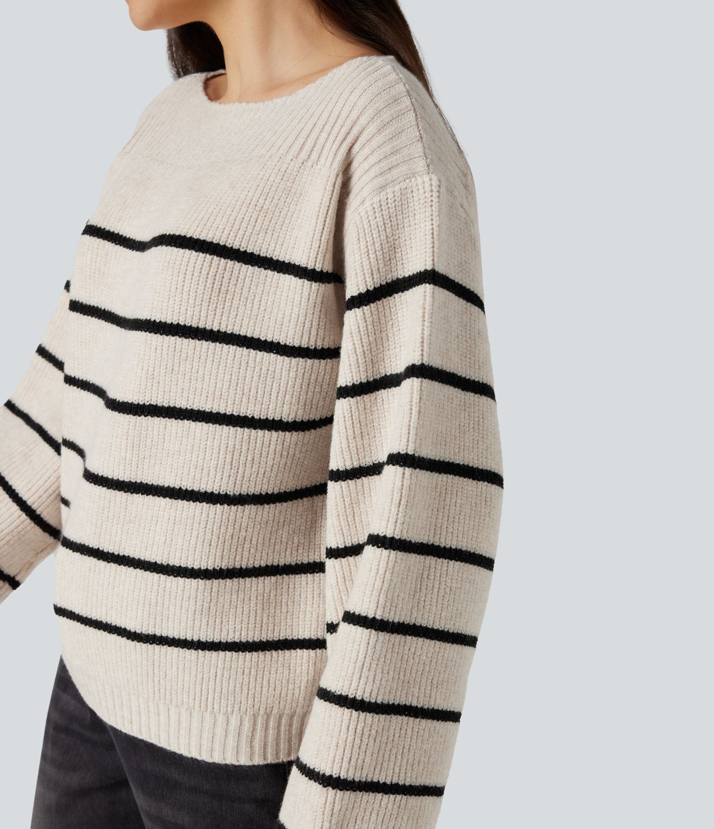 Pull tailleur rayé col bateau manches longues