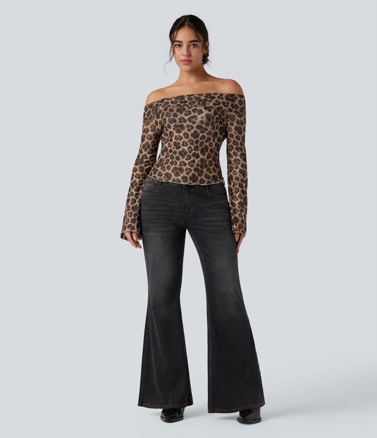 Lässiges, schulterfreies Leopard-Mesh-Top mit langen Ärmeln