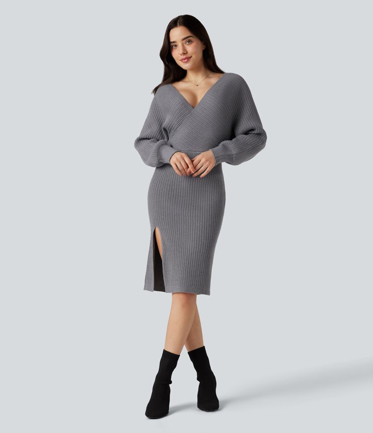 Robe pull mi-longue moulante fendue col V manches chauve-souris longues