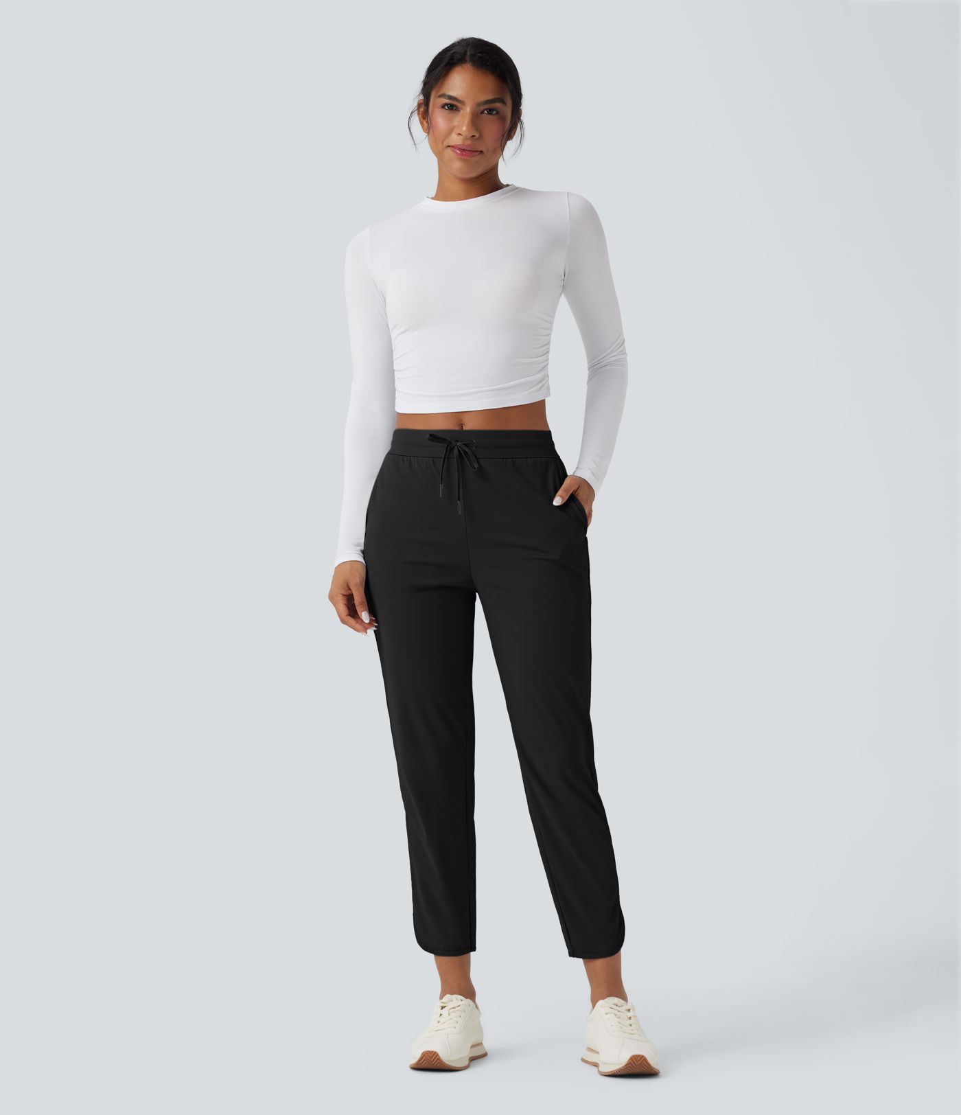 Golf-Hose mit mittelhohem Bund, Seitentaschen und schmal zulaufendem Bein - schnelltrocknend, UPF40+