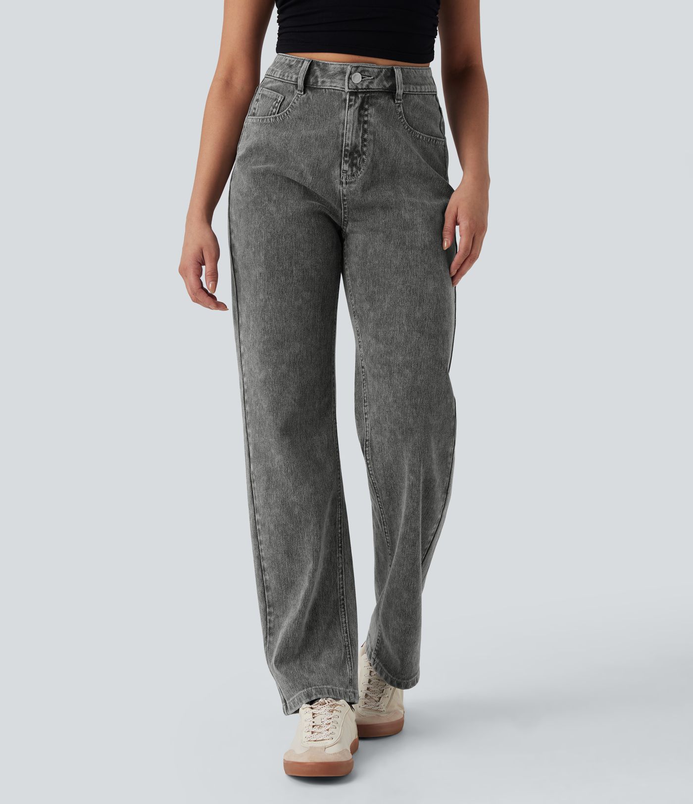 Halara Flex™ - Casual jeans made of stretch denim knit with high waist, multiple pockets, button closure, and straight leg