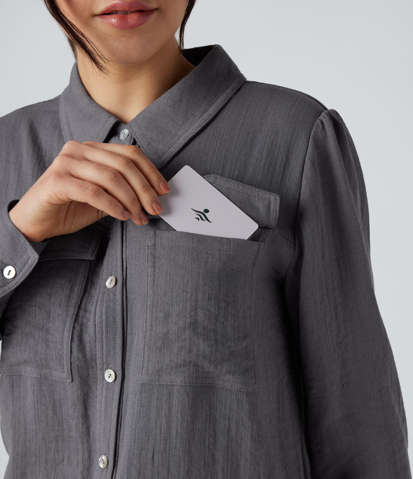 Chemise cargo col chemise manches longues avec poches