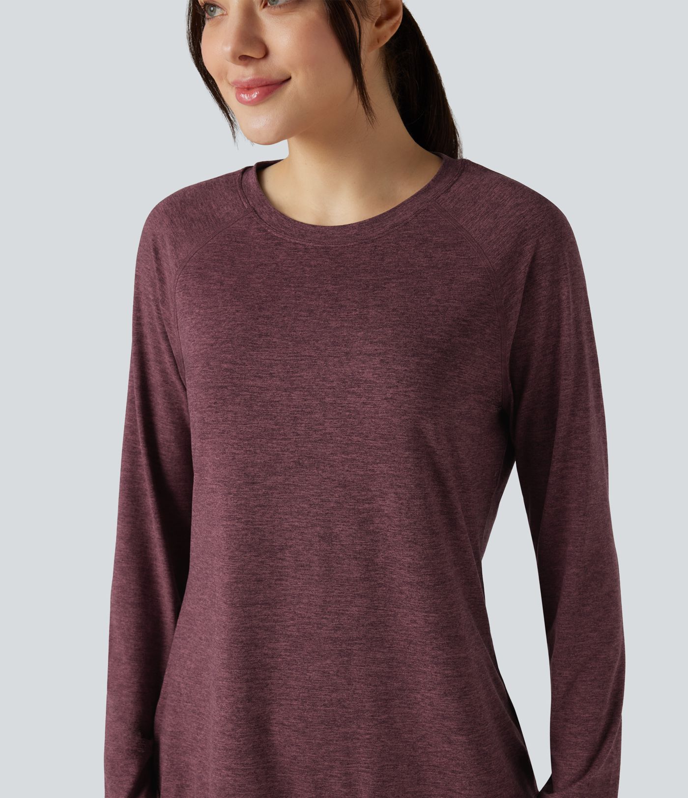 T-shirt doux col rond ourlet fendu manches raglan longues