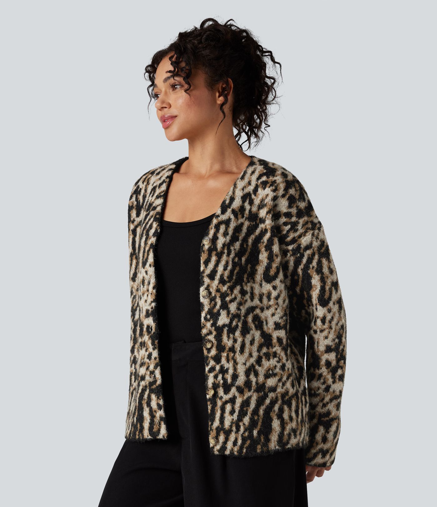 V-Ausschnitt-Cardigan im Leopardenmuster aus Wollmischung, lässig