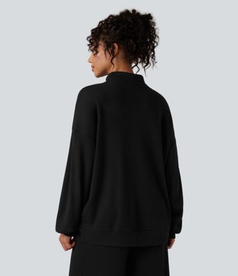 Sweatshirt mit Stehkragen (Mock Neck), langen Ärmeln, lockerem Schnitt, Waffelstruktur und Taschen